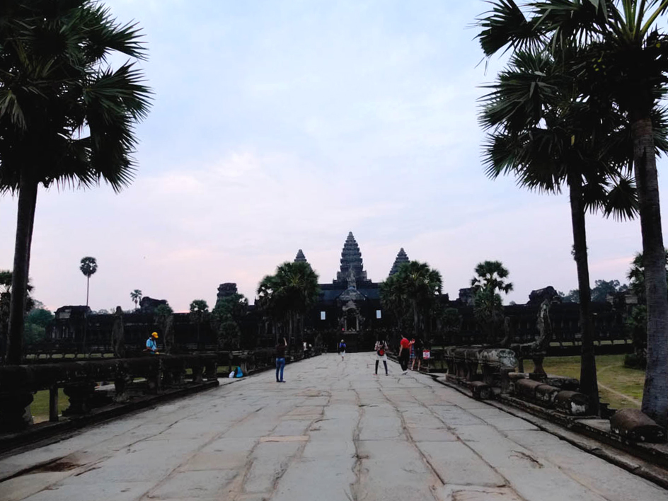Walking to Angkor Wat